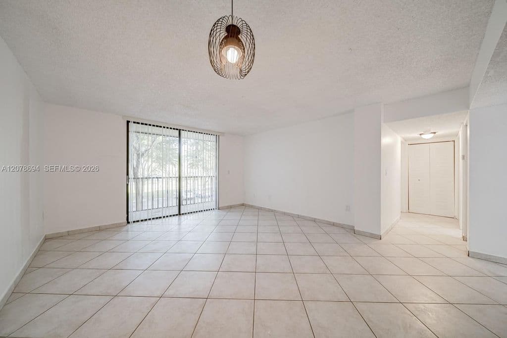 2+1 Condo — 8420 SW 133rd Avenue Rd APT 224