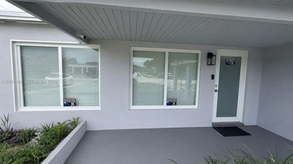 3+1 Müstakil ev — 230 NW 55th St