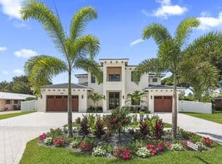 4-bedroom Single-Family Home — 2384 WINDSOR Road, Palm Beach Gardens, 33410