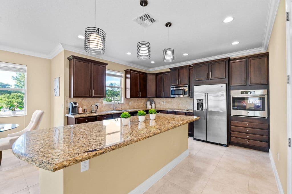 4-bedroom Single-Family Home — 2879 Bellarosa Circle