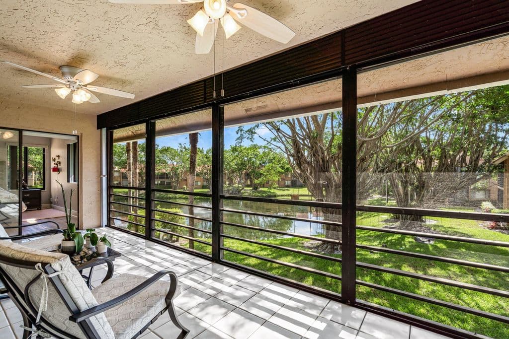 3+1 Condo — 11262 Green Lake Drive #204