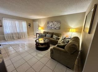 2-bedroom Condo — 251 SW 134th Way #314M, Pembroke Pines, 33027