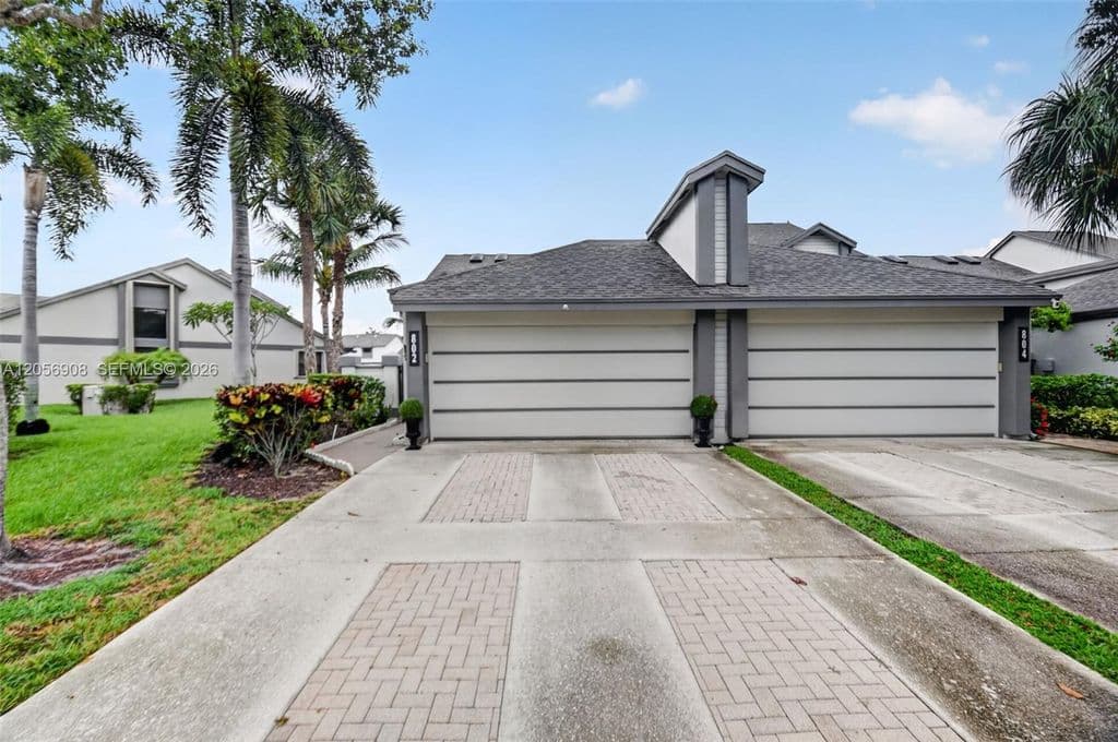3+1 Mülk — 802 Landings Blvd