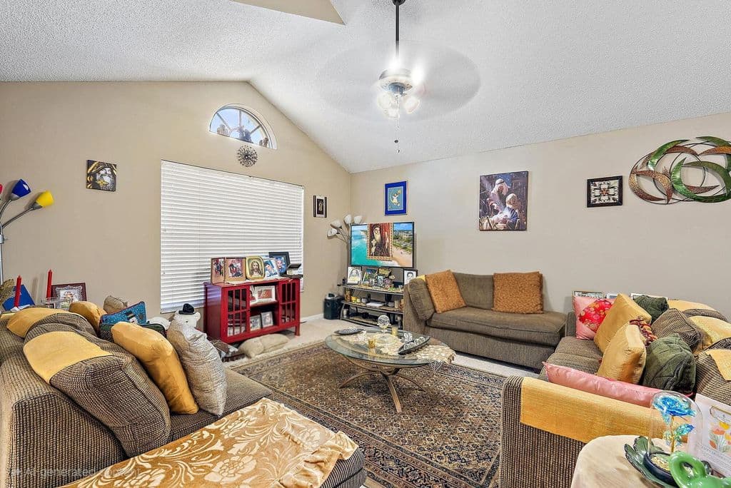 3-bedroom Single-Family Home — 119 Hammocks Drive