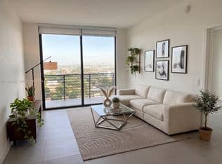 2+1 Condo — 5350 NW 84th Ave Unit 1207, Doral, 33166