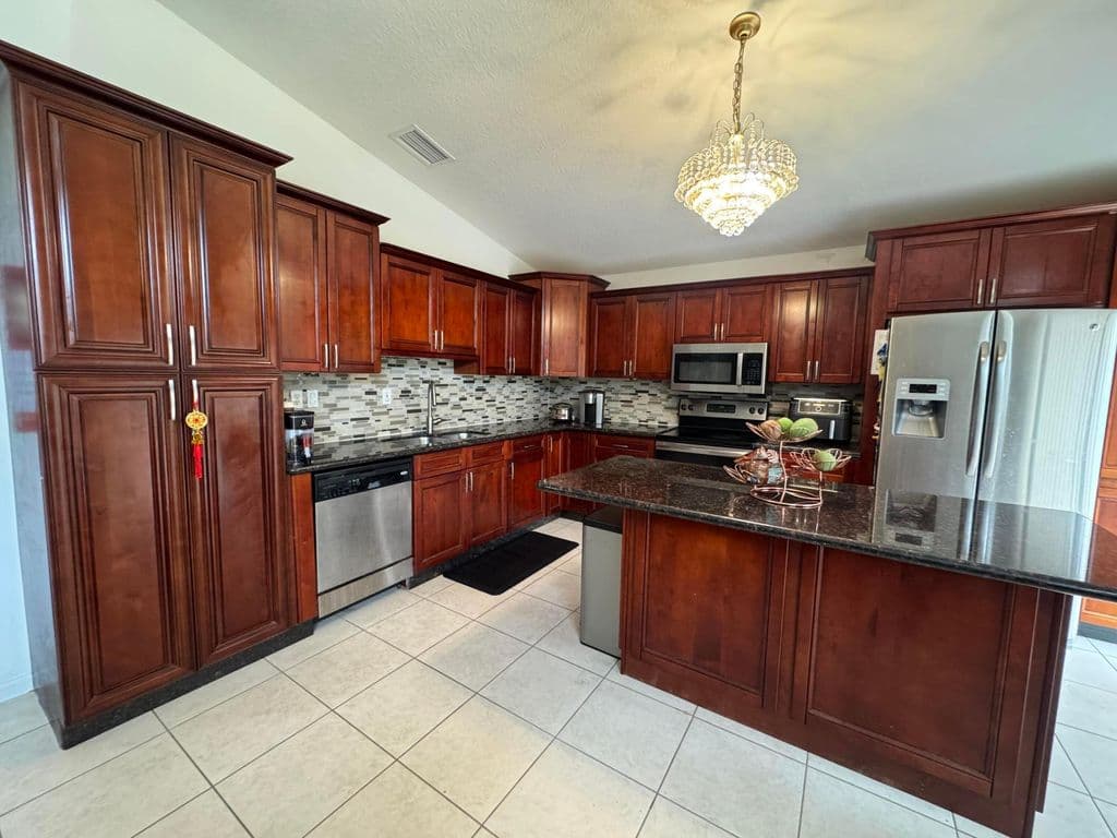 3+1 Müstakil ev — 5076 Nautica Lake Circle