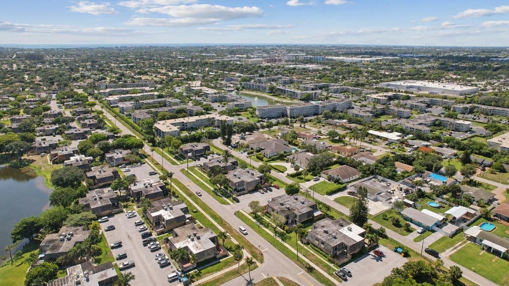 2-bedroom Property — 234 Lake Arbor Drive