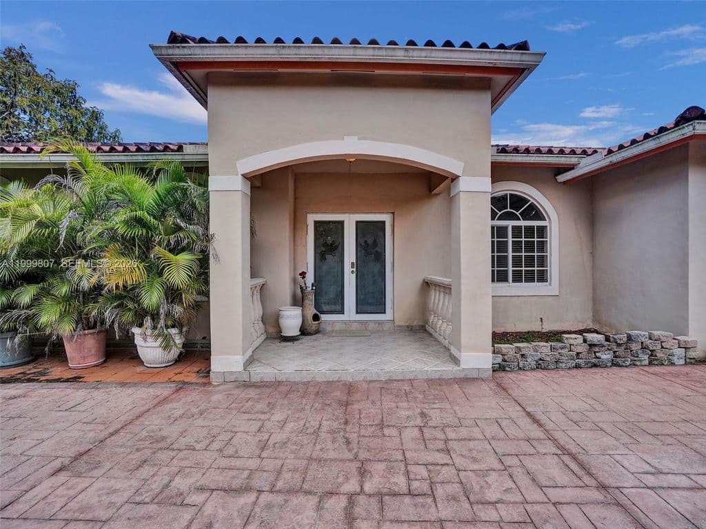 3-bedroom Single-Family Home — 23001 SW 167th Ave