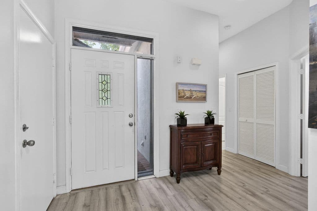 3-bedroom Single-Family Home — 8281 Heritage Club Dr Drive