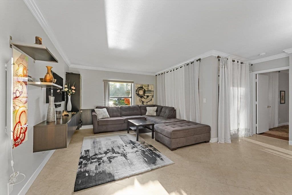 2-bedroom Condo — 2969 Carambola Circle S