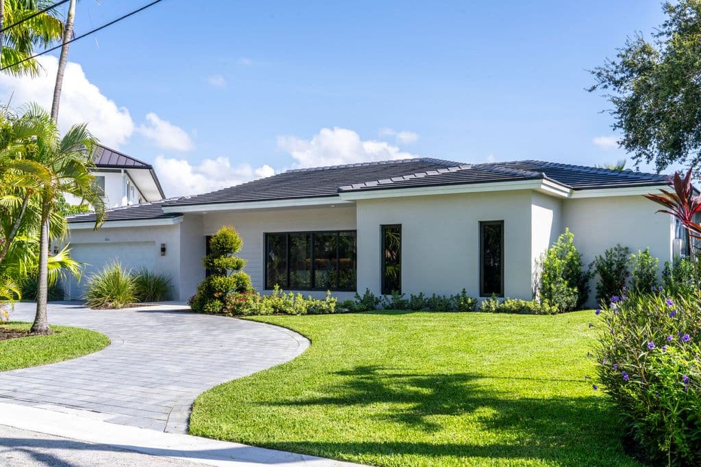 4-bedroom Single-Family Home — 3111 NE 55th Street