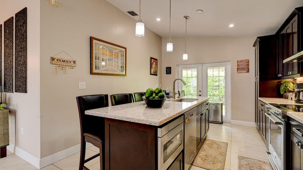 4+1 Müstakil ev — 20221 SW 85th Court SW