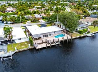 3-bedroom Single-Family Home — 2832 NW 10th Ave, Wilton Manors, 33311