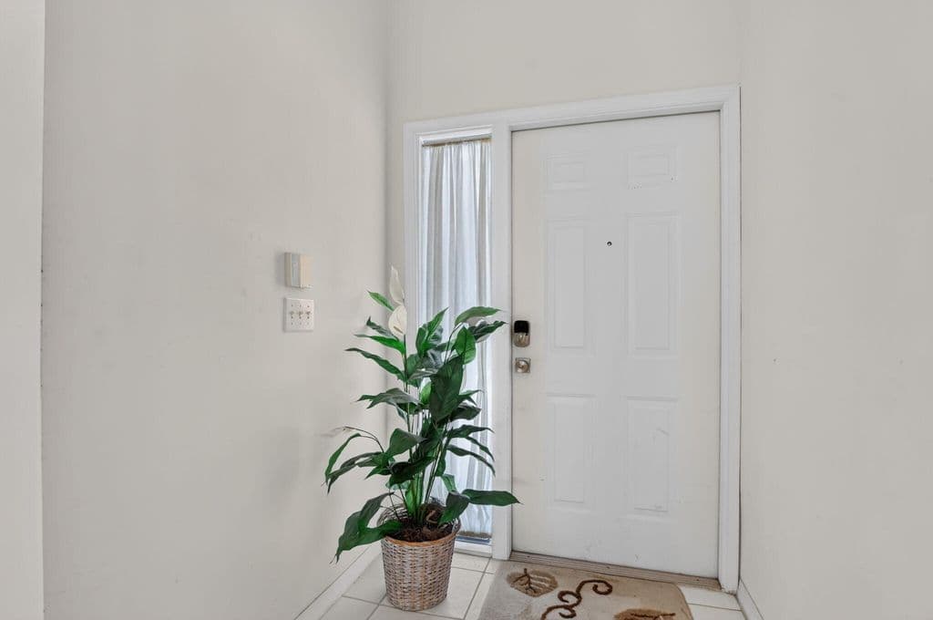 3-bedroom Single-Family Home — 8100 VIA DI VENETO #NEIBORHOOD F