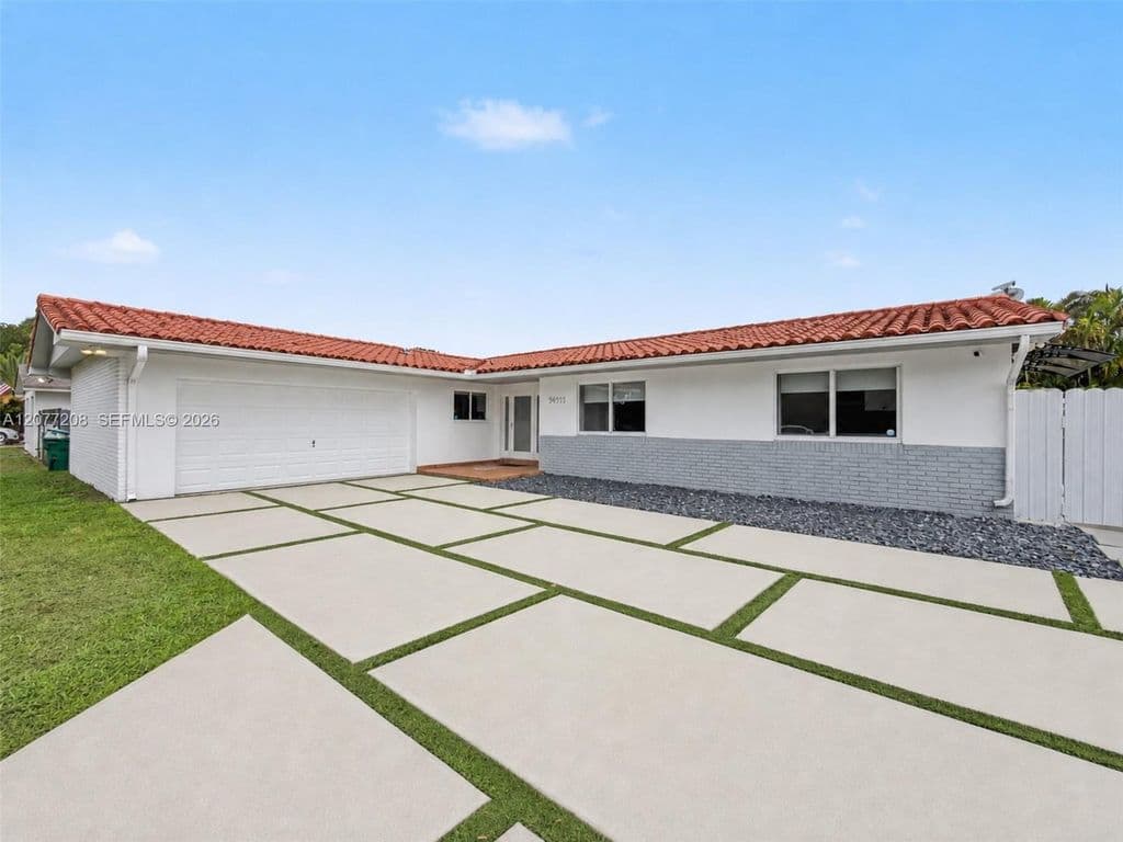 4+1 Müstakil ev — 14111 SW 75th St