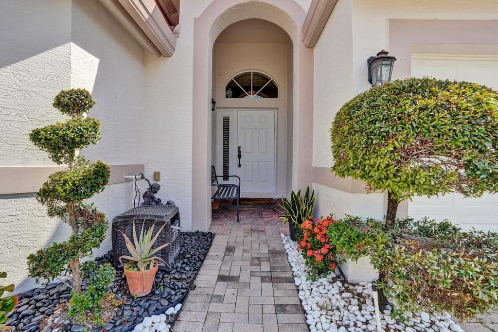 3-bedroom Single-Family Home — 7572 Parkside Lane
