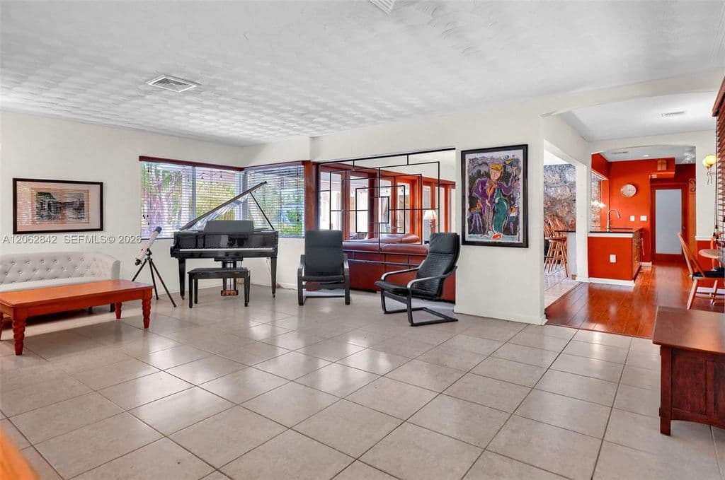 4+1 Müstakil ev — 5400 SW 63rd Ct