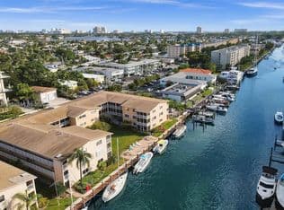 3-bedroom Condo — 1510 SE 15th St APT 210, Fort Lauderdale, 33316