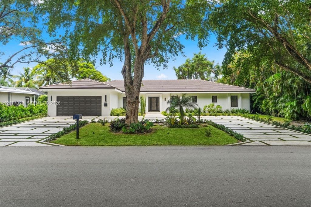 4-bedroom Single-Family Home — 1520 Lugo Ave