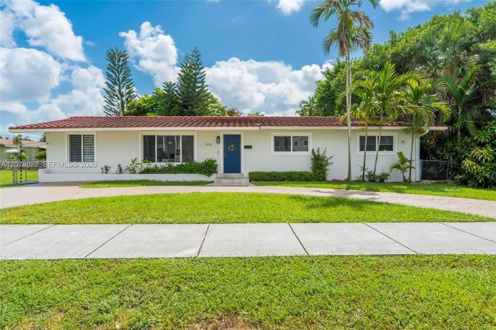 3-bedroom Single-Family Home — 3551 SW 97th Ave