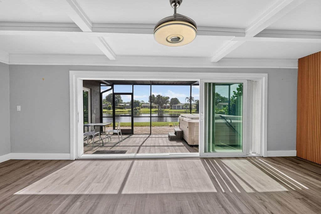 2-bedroom Single-Family Home — 14624 Country Side Lane