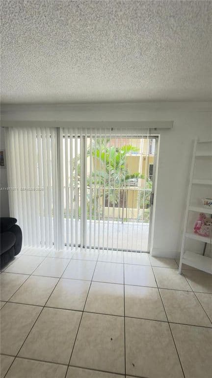 2-bedroom Condo — 11925 NE 2nd Ave #B207