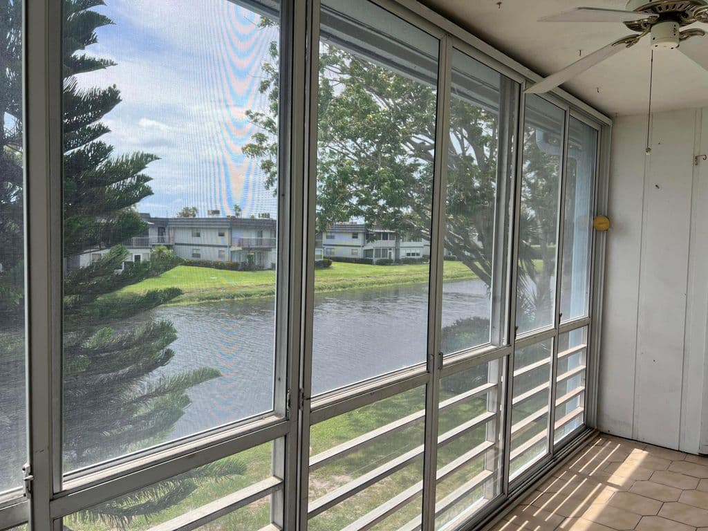 2-bedroom Condo — 424 Saxony