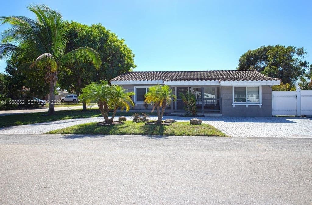 3-bedroom Single-Family Home — 2450 NE 18th St