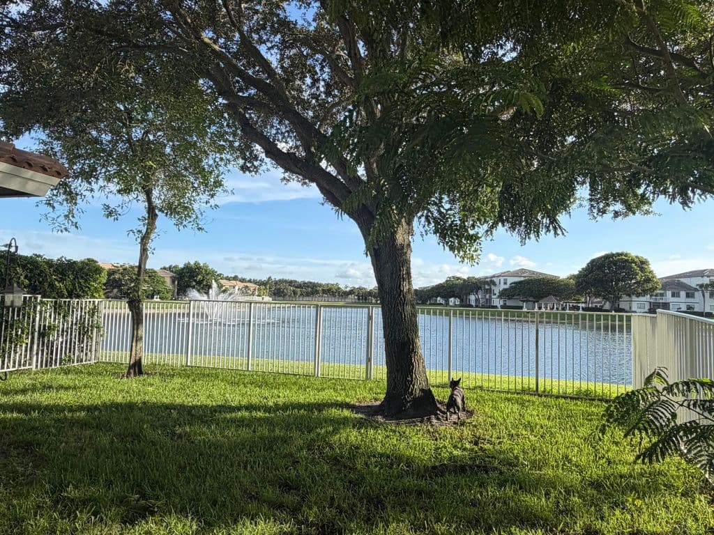 3+1 Müstakil ev — 6718 Duval Avenue