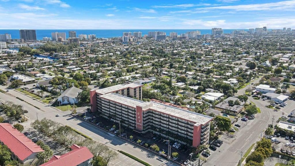 2-bedroom Condo — 2350 NE 14TH ST Causeway #209