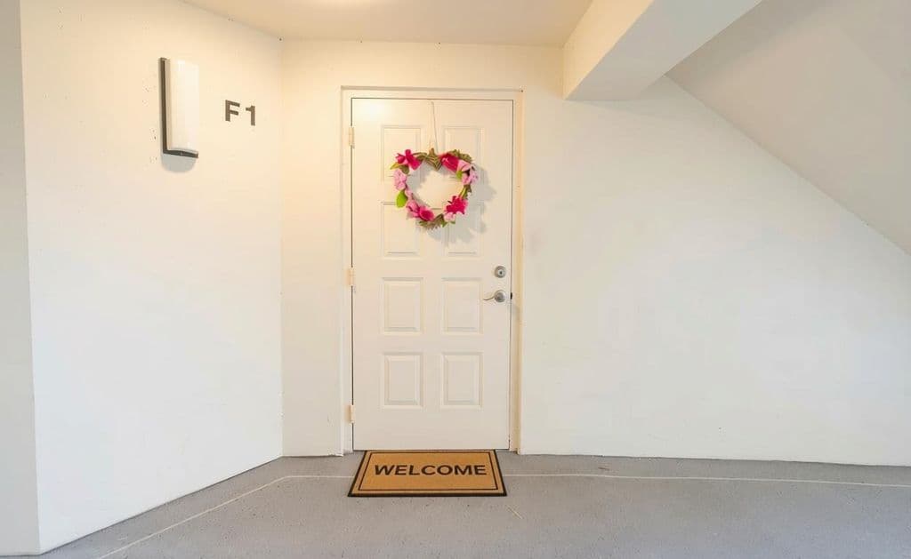 2-bedroom Condo — 1111 GREEN PINE Boulevard #F1
