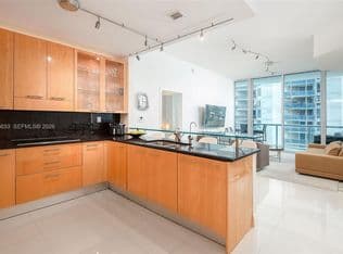 1-bedroom Condo — 6799 Collins Ave APT 510, Miami Beach, 33141