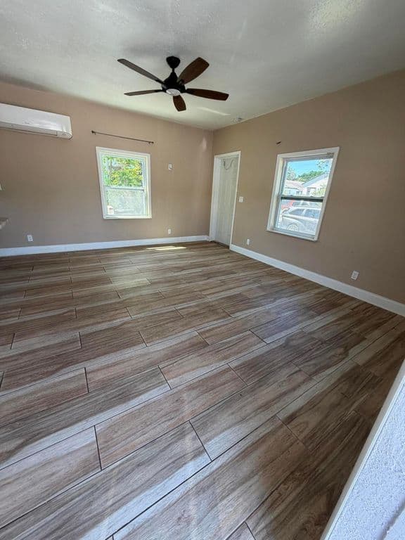 2-bedroom Property — 1117 3rd Avenue N #1