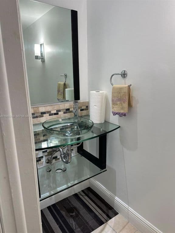 2+1 Condo — 8500 SW 109th Ave #6-202