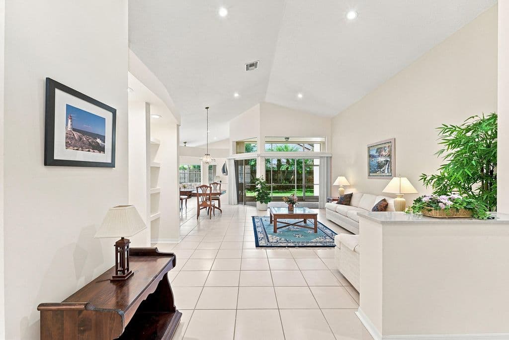 3-bedroom Single-Family Home — 143 Cameron Court