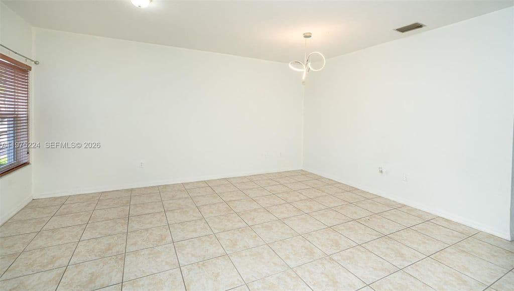 3-bedroom Condo — 14046 SW 49th St #16