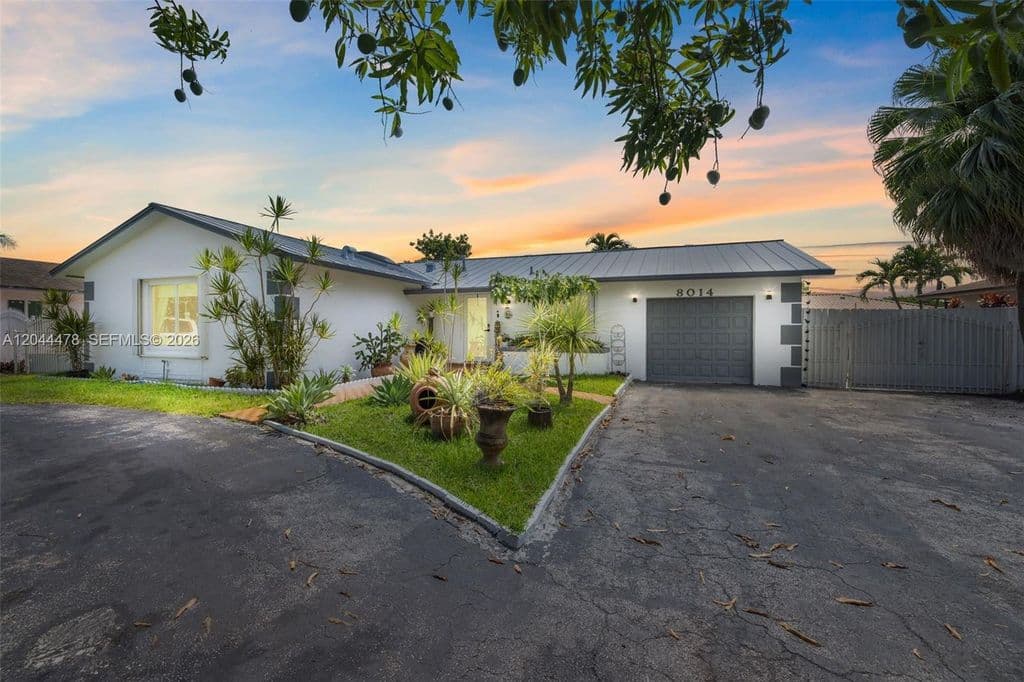 3-bedroom Single-Family Home — 8014 SW 133rd Ct