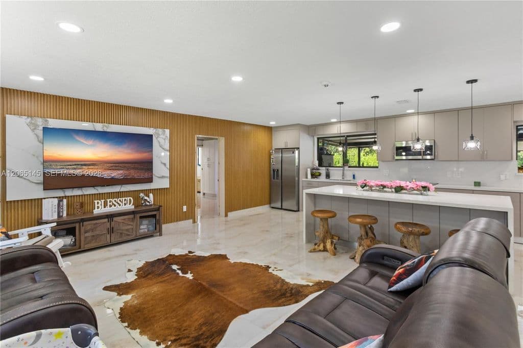 4-bedroom Single-Family Home — 26480 SW 187th Ave