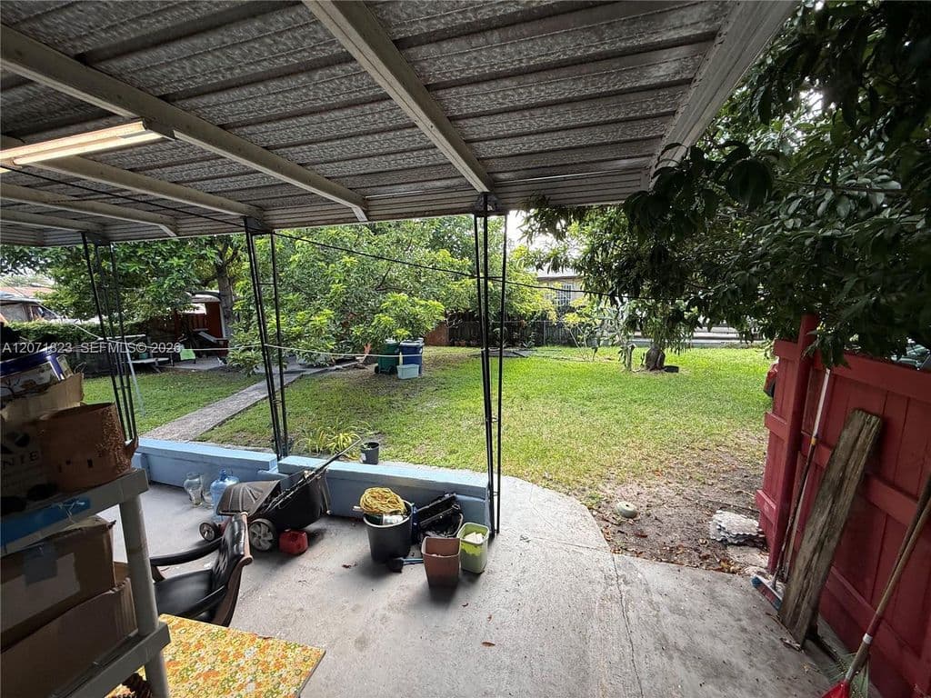 2-bedroom Single-Family Home — 3102 NW 31st St