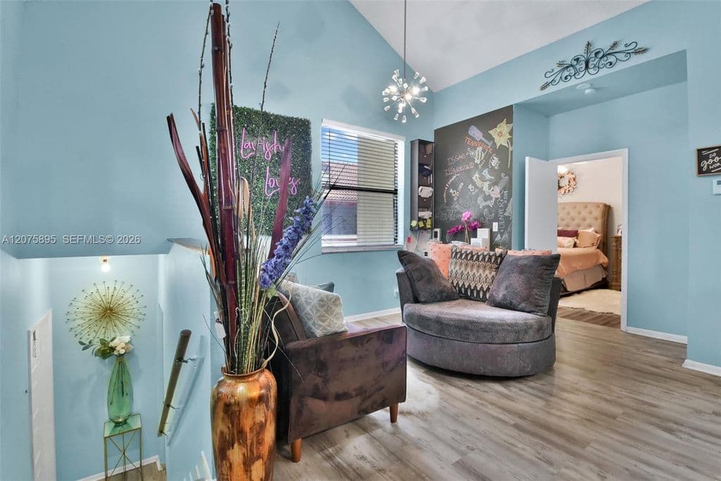 3+1 Condo — 1419 Avon Ln APT 216