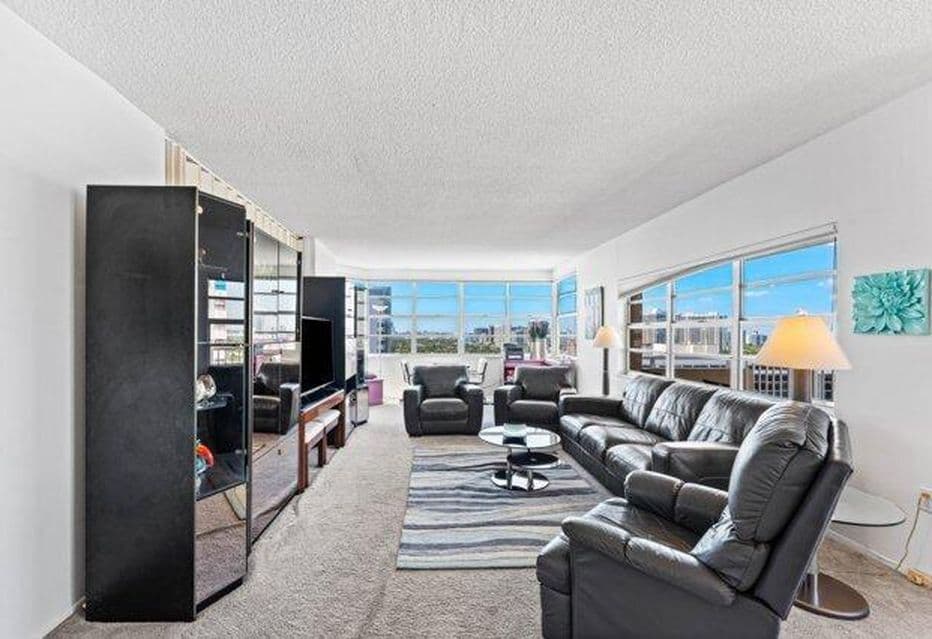 3+1 Condo — 1980 S OCEAN Drive #18Q
