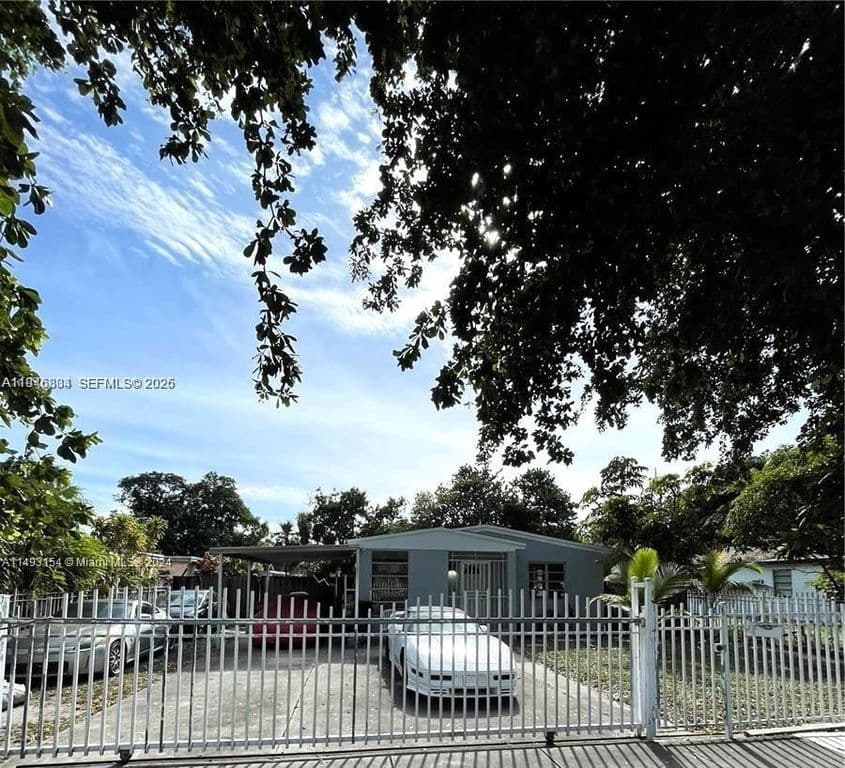 2-bedroom Single-Family Home — 110 NW 120th Ter