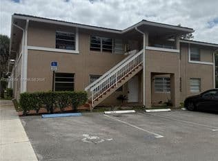 2+1 Condo — 10228 Twin Lakes Dr APT 16, Coral Springs, 33071