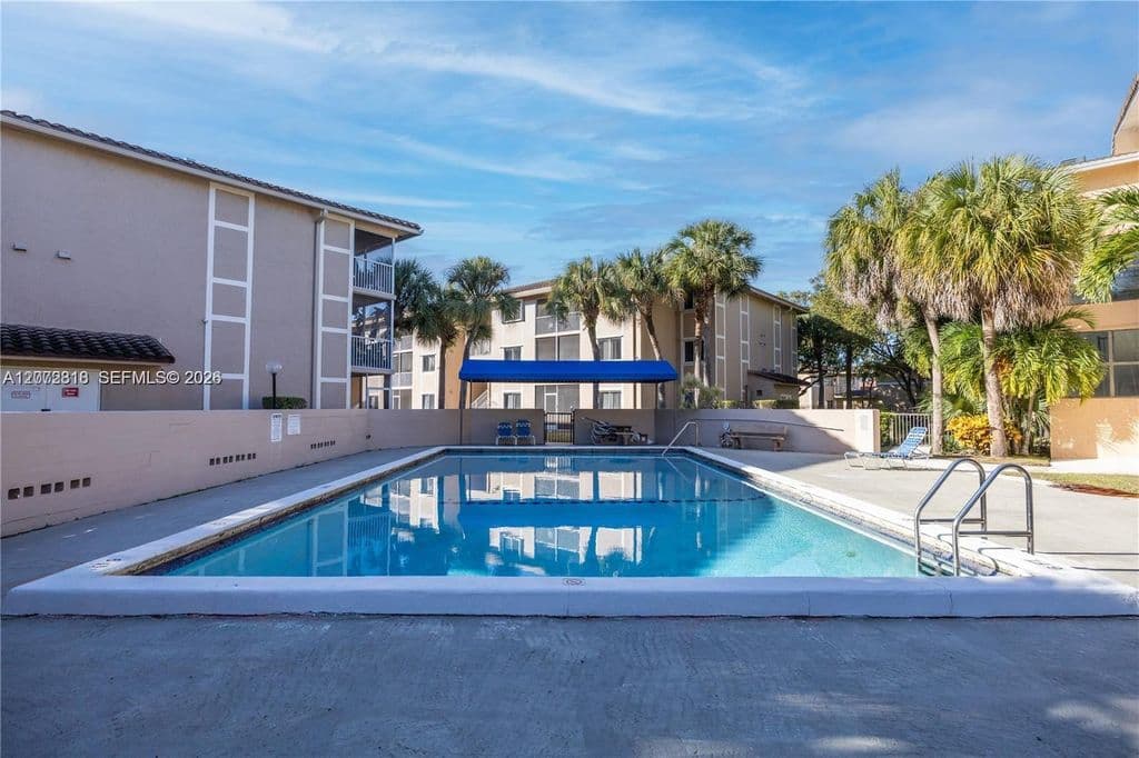 2+1 Condo — 10001 W Atlantic Blvd APT 316
