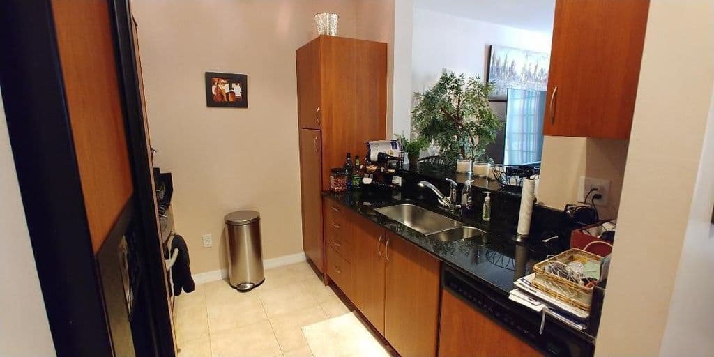 1+1 Condo — 233 S Federal Highway #612