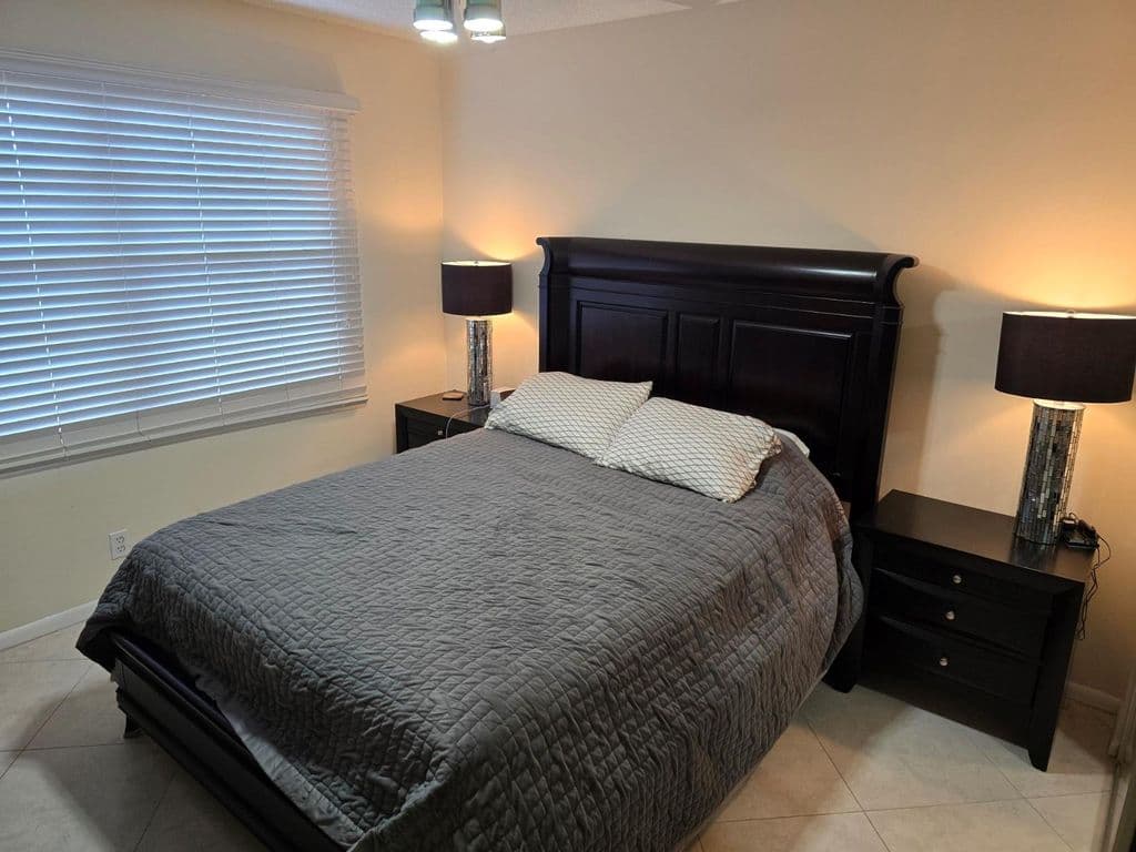 2-bedroom Condo — 1501 CAYMAN Way #K2