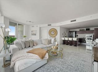 3+1 Condo — 1900 N Bayshore Drive #2312, Miami, 33132