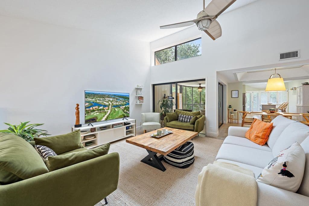 3+1 Condo — 17165 Waterbend Drive #206