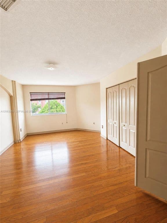 3-bedroom Property — 8356 NW 10th St APT 6D