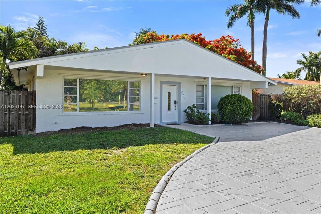 4-bedroom Single-Family Home — 230 NE 5th Ave